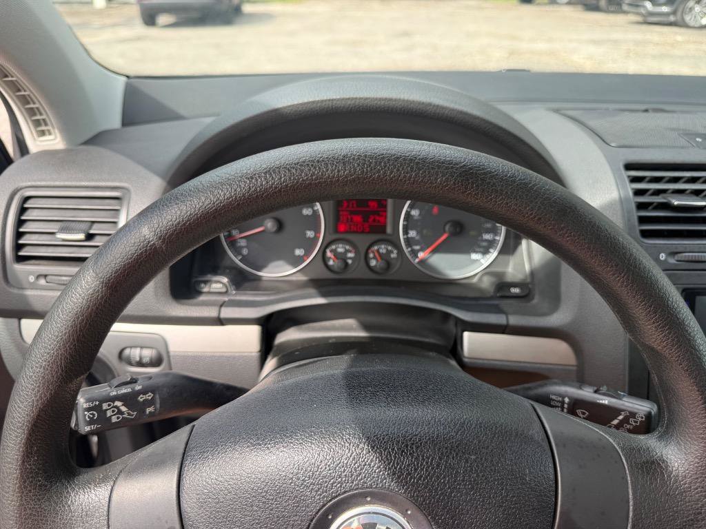 Used 2008 Volkswagen Rabbit S FWD image 13