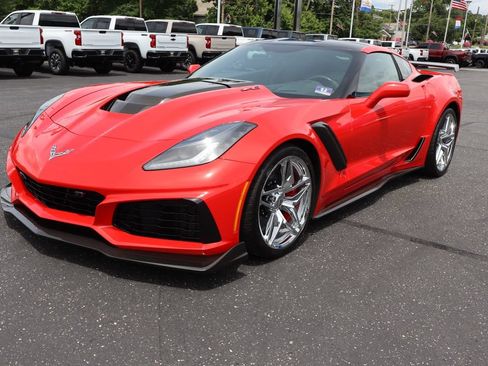 Used 2019 Chevrolet Corvette ZR1 RWD image 26