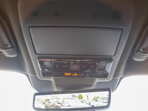 New 2026 Toyota RAV4 XSE w/ Panoramic Sun Roof Package AWD/4WD image 17