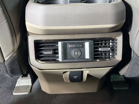 Used 2025 Ford F450 Platinum w/ Platinum Plus Package AWD/4WD image 29