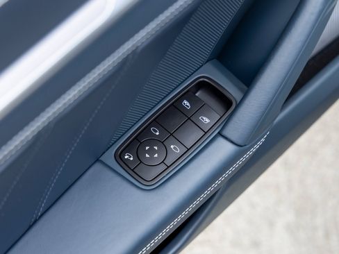 Certified 2022 Porsche 911 Turbo S image 25