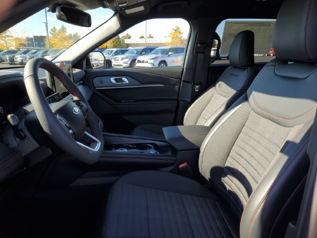 New 2027 Ford Explorer ST-Line w/ Premium Package AWD/4WD image 7