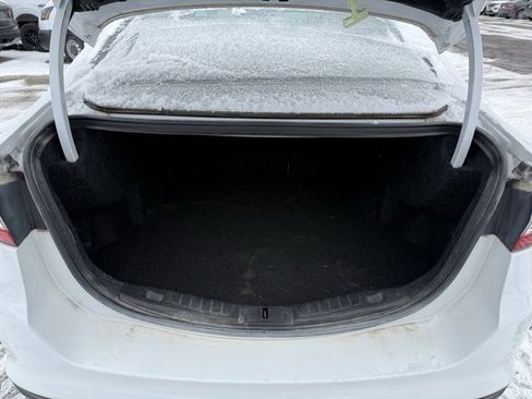 Used 2015 Ford Fusion S image 9