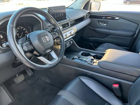 Used 2023 Honda Pilot EX-L image 17