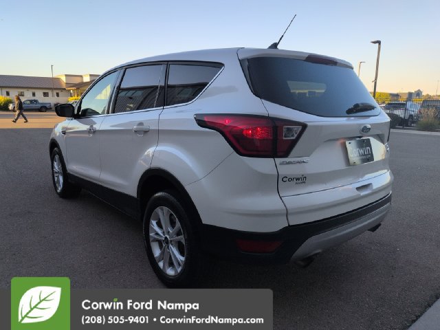 Used 2019 Ford Escape SE AWD/4WD image 5