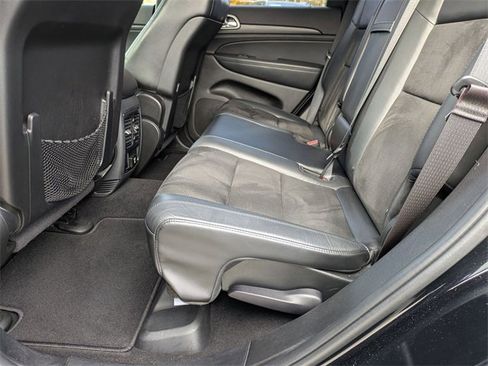 Used 2020 Jeep Grand Cherokee Altitude image 27