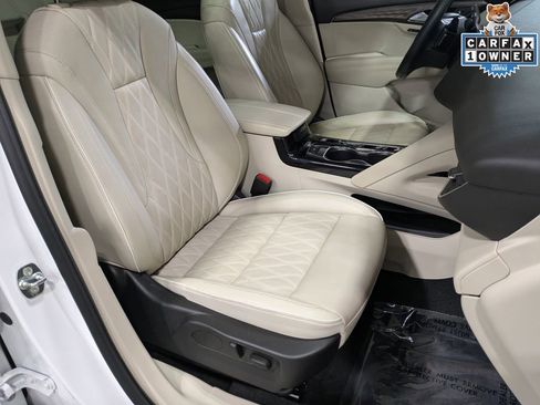 Used 2023 Buick Envision Avenir AWD/4WD image 29