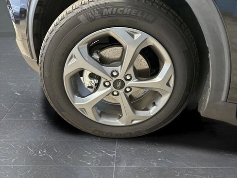 Certified 2025 Ford Escape ST-Line Elite image 32