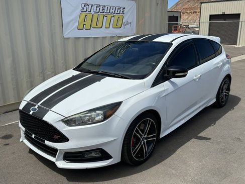 Used 2016 Ford Focus ST FWD image 1