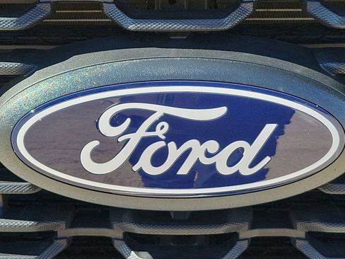 Used 2025 Ford F150 STX w/ Equipment Group 200A image 29