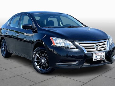 Used 2015 Nissan Sentra S image 2