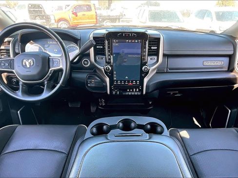 Used 2024 RAM 2500 Laramie image 15