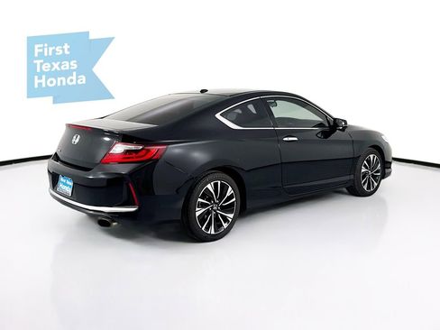 Used 2017 Honda Accord EX image 7