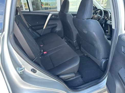 Used 2015 Toyota RAV4 XLE image 17