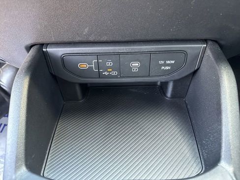 Certified 2025 Kia K4 FWD image 12