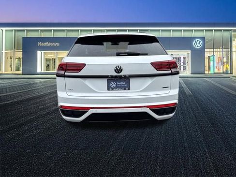 Used 2023 Volkswagen Atlas Cross Sport SEL R-Line AWD/4WD image 5