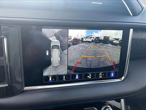 Certified 2023 GMC Yukon Denali image 23