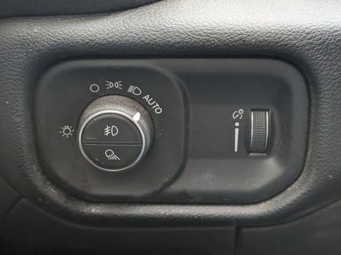 Used 2021 RAM 1500 Big Horn image 6