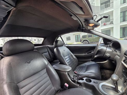 Used 2004 Ford Mustang GT RWD image 32