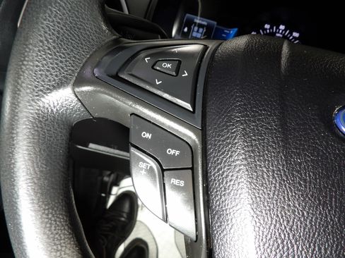 Used 2022 Ford Edge SE AWD/4WD image 17