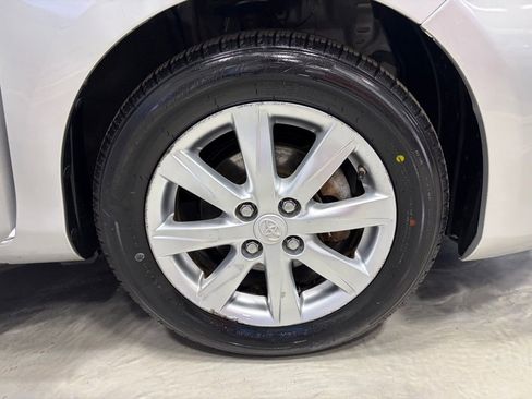 Used 2015 Toyota Yaris LE image 19