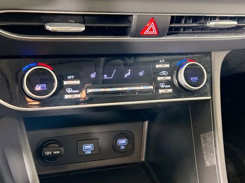 Used 2023 Hyundai Sonata SEL image 16