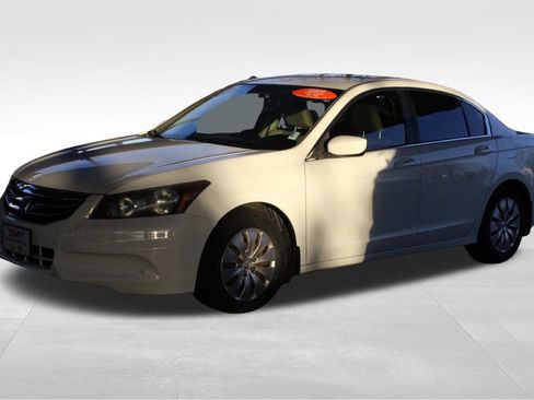 Used 2012 Honda Accord LX image 10