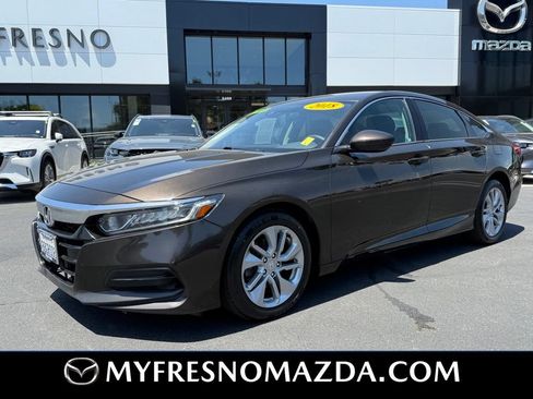 Used 2018 Honda Accord LX image 4