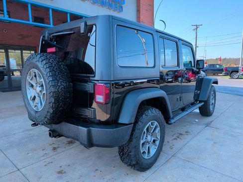 Used 2013 Jeep Wrangler Unlimited Rubicon w/ Connectivity Group image 8