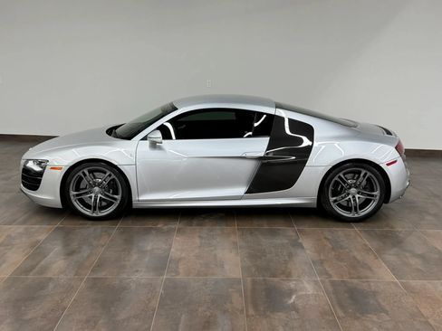 Used 2012 Audi R8 V10 AWD/4WD image 5