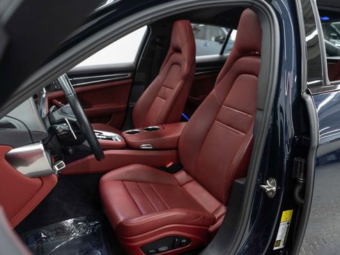 Used 2023 Porsche Panamera 4 Platinum Edition w/ Smoking Package image 8