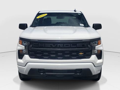 Used 2022 Chevrolet Silverado 1500 Custom image 2