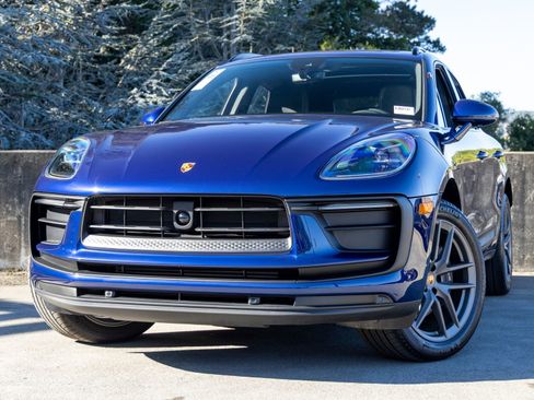 New 2026 Porsche Macan image 7