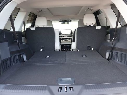 New 2026 Lincoln Aviator 2WD image 20