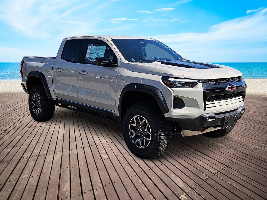 New 2026 Chevrolet Colorado ZR2 w/ Technology Package AWD/4WD image 2