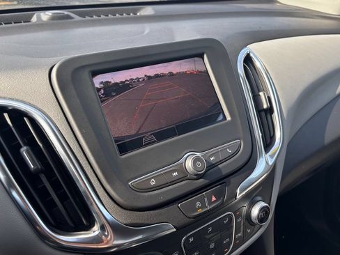 Used 2024 Chevrolet Equinox LT FWD image 37