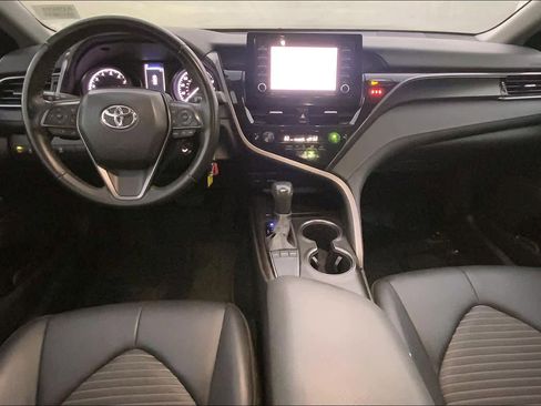 Used 2023 Toyota Camry SE image 14