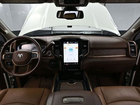 Used 2024 RAM 3500 Limited w/ Towing Technology Group image 29