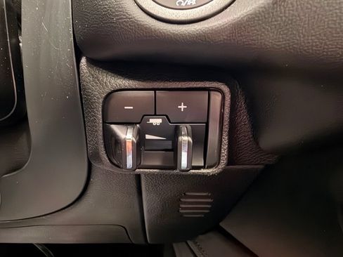 Used 2025 Dodge Durango R/T AWD/4WD image 35