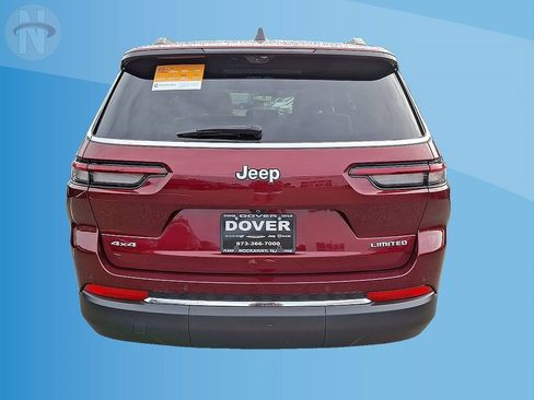 Certified 2025 Jeep Grand Cherokee L Limited w/ Luxury Tech Group II AWD/4WD image 15