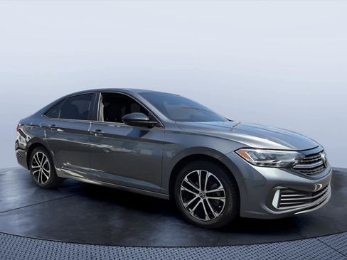 Used 2022 Volkswagen Jetta Sport FWD image 1