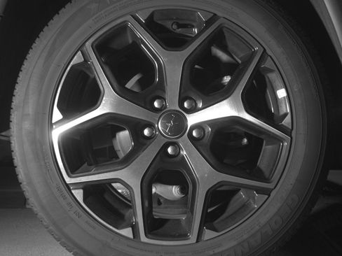 Used 2025 Jeep Compass Limited image 15