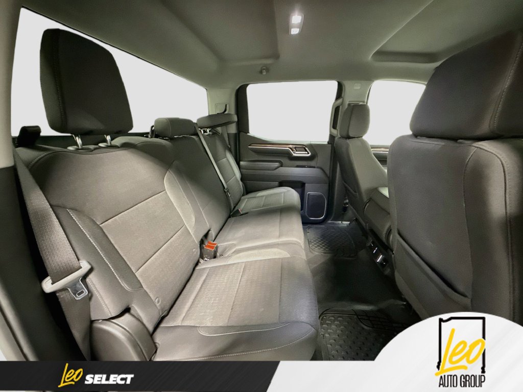Used 2026 Chevrolet Silverado 1500 LT AWD/4WD image 30