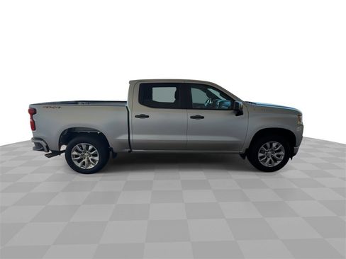 Certified 2020 Chevrolet Silverado 1500 Custom w/ Custom Value Package image 9
