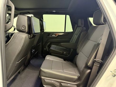 New 2026 GMC Yukon Elevation w/ Elevation Premium Package AWD/4WD image 27