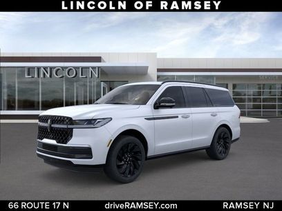 New 2025 Lincoln Navigator Reserve w/ Jet Appearance Package