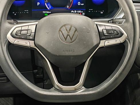 Used 2022 Volkswagen Tiguan S image 5