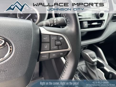 Used 2022 Toyota Highlander XSE FWD image 31