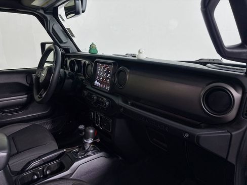 Used 2023 Jeep Wrangler Unlimited w/ 8.4" Radio Group AWD/4WD image 28