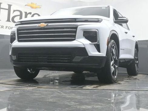 New 2026 Chevrolet Traverse High Country w/ LPO, Floor Liner Package image 35